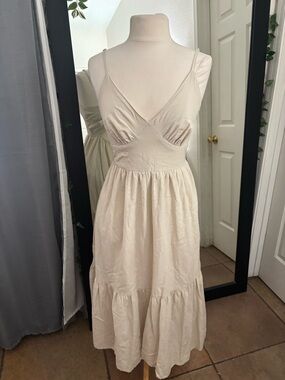 Japna Cream Maxi Sundress with V-Neck and Spaghetti Straps